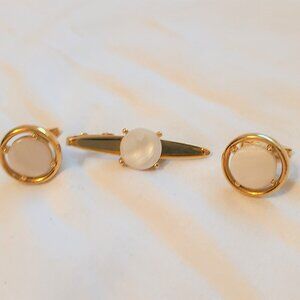 Foster Gold Tone Mother Pearl White Tie Tack Clasp Cufflinks Men Accessories Set